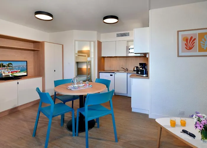 Aparthotel Resideal 4*