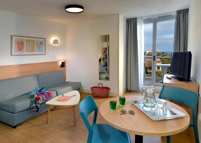 Aparthotel Resideal 4*