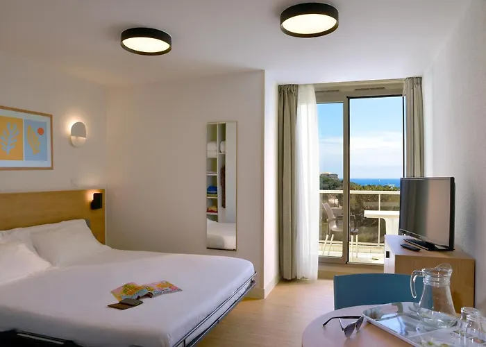 Resideal Aparthotel 4*