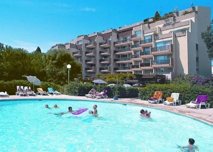 Resideal Aparthotel 4*